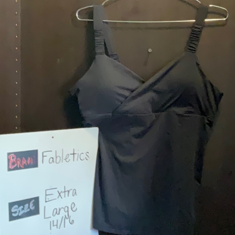 LastChanceB4GoodWill Fabletics Charcoal Sleeveless Top